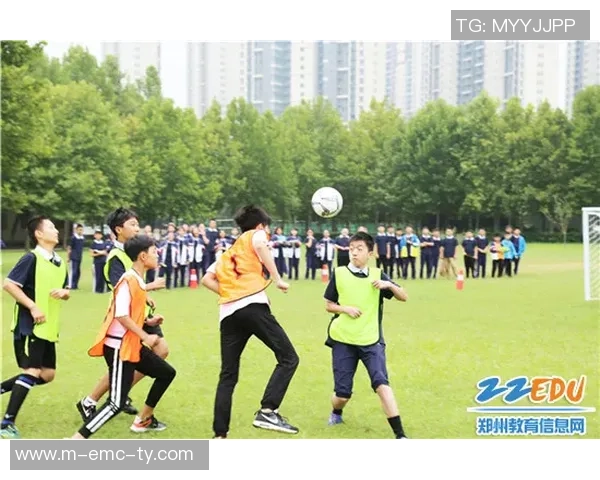 甜蜜足球情缘情侣网名推荐让你们的爱情如球场般热烈与激情